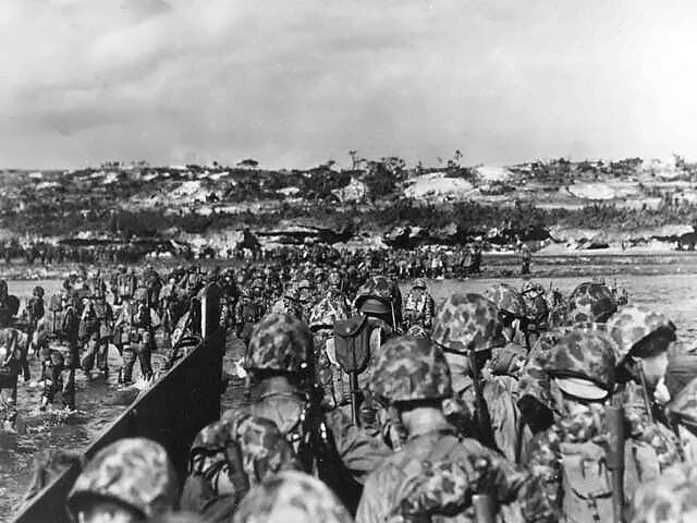 Images - Marines take to sand during Okinawa sumo  - DVIDS