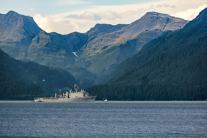 USS Comstock (LSD 45)