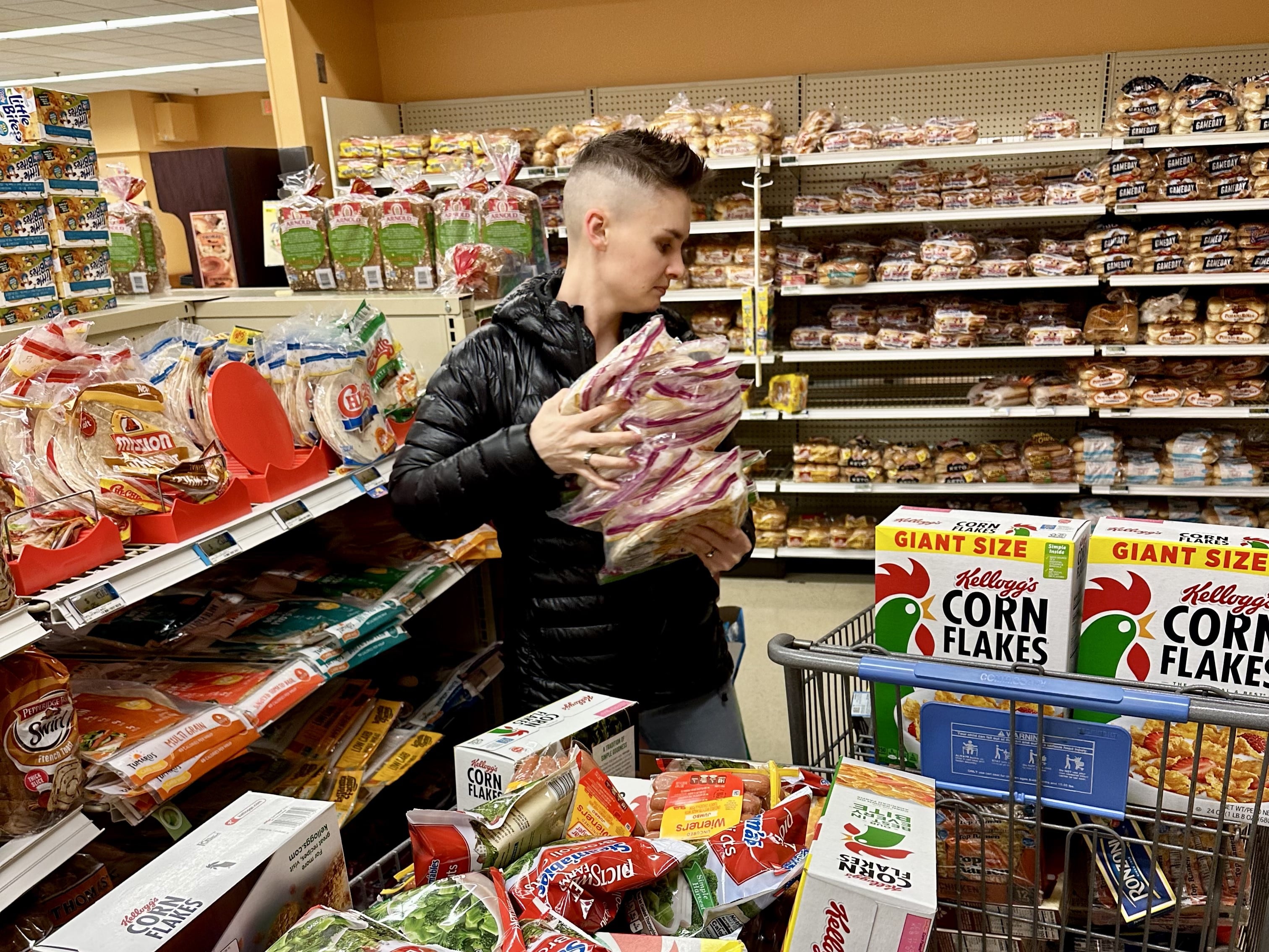 Ashley Gutermuth grocery shopping