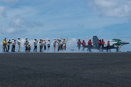 USS Ronald Reagan (CVN 76)